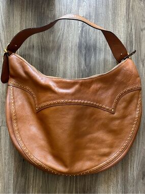 MICHAEL KORS LARGE ASTOR STUDDED Brown Leather Studs Shoulder Bag